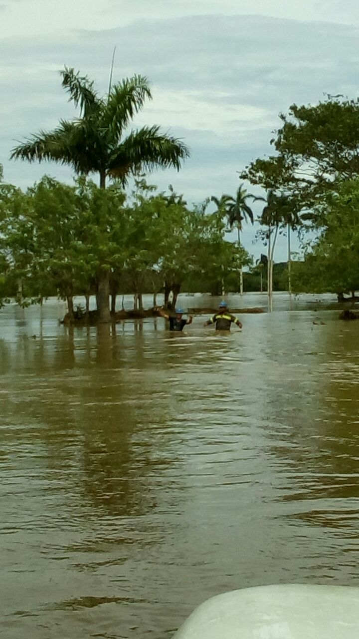 EDENORTE suspende por prevención servicio en comunidades que siguen inundadas