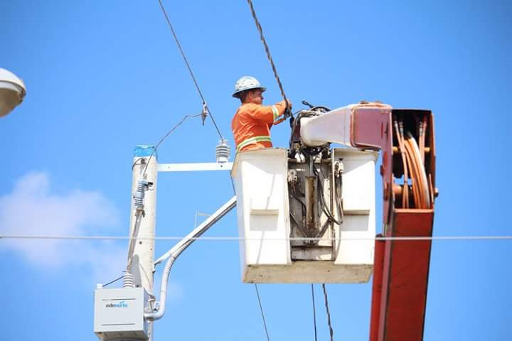 Suspensiones eléctricas en Moca por trabajos en circuitos