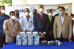 EDENORTE dona pruebas PCR a Ministerio de Salud Pública