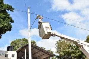 EDENORTE inicia rehabilitación de redes en paraje El Limón, de Villa González