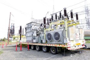 ETED traslada transformador desde Palamara hacia Nagua para mejorar suministro eléctrico